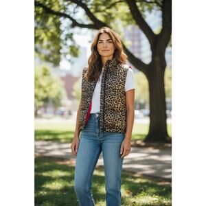 Donny Brook Puffer Vest Reversible Cheetah